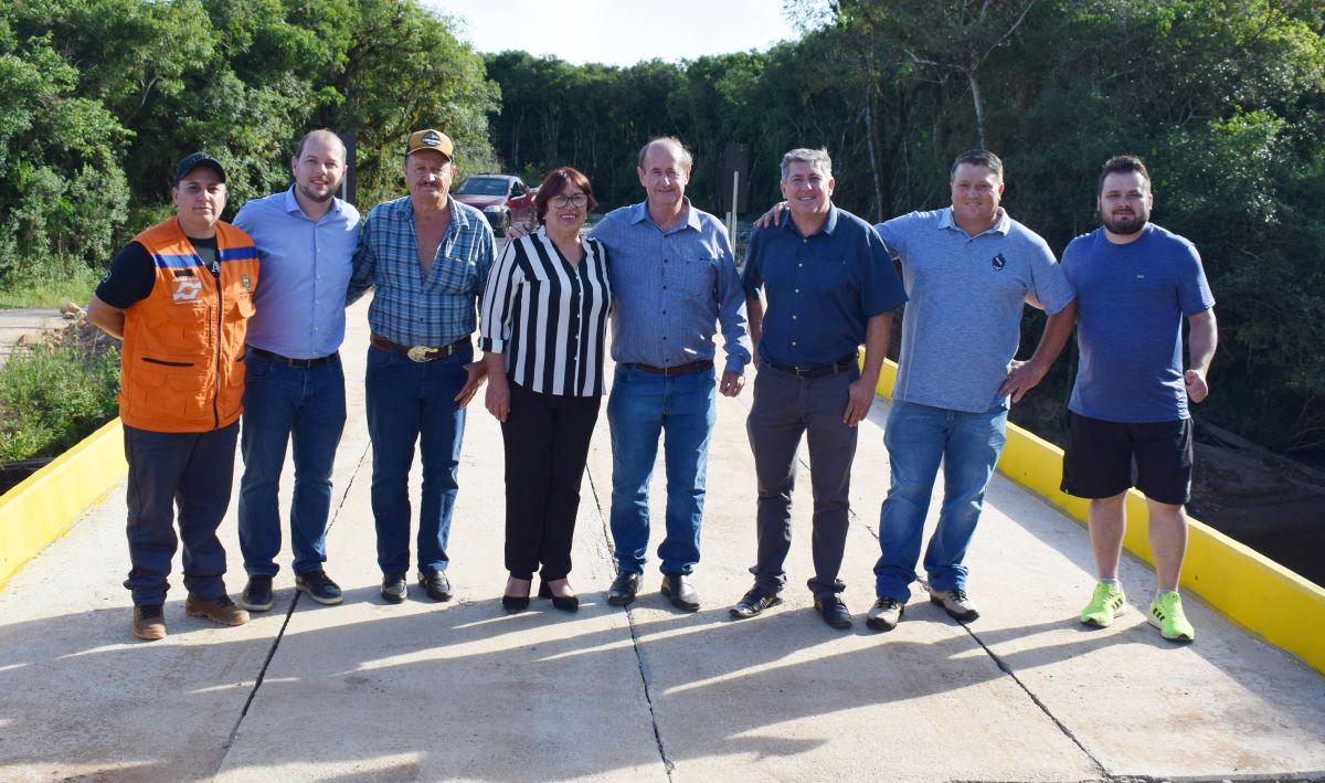 INAUGURAÇÃO DA PONTE SOBRE DO RIO NEGRO NA DIVISA DE CAMPO ALEGRE COM TIJUCAS DO SUL