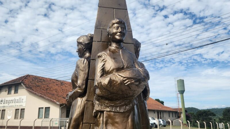 Homenagem às mulheres imigrantes de São Bento do Sul