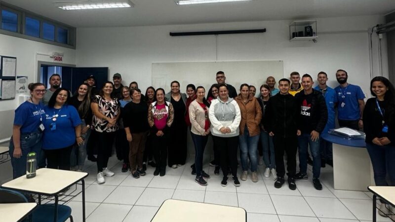 Prefeitura e Senai iniciam Curso Gratuito de Manutenção de Máquinas de Costura