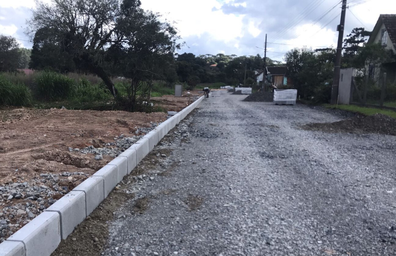 Obras na rua Pedro Pscheidt em Serra Alta