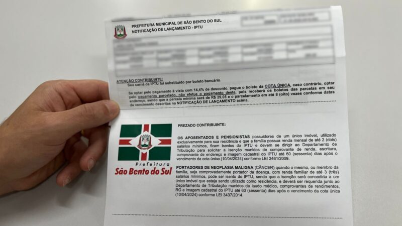 Carnês do IPTU 2024 começam a ser entregues