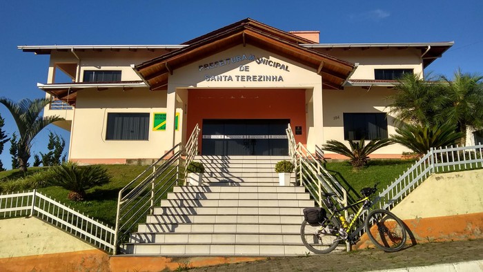 Polícia realiza diligência na Prefeitura Municipal de Santa Terezinha, SC