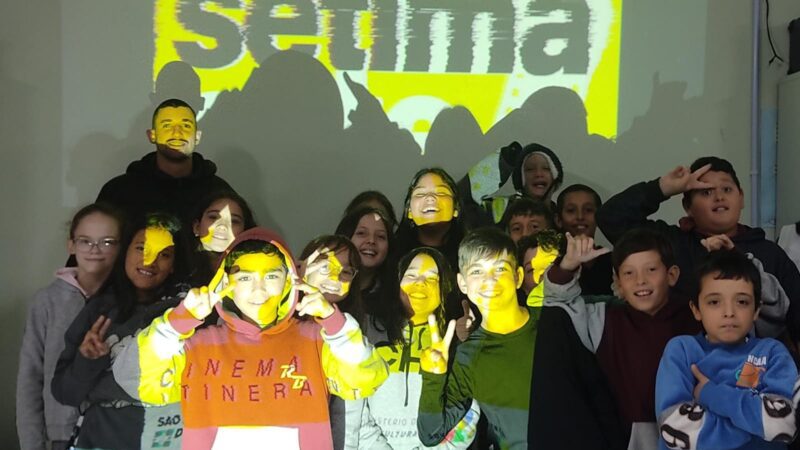 Cinema Itinerante Projeto Sétima Arte Dentro da Educação