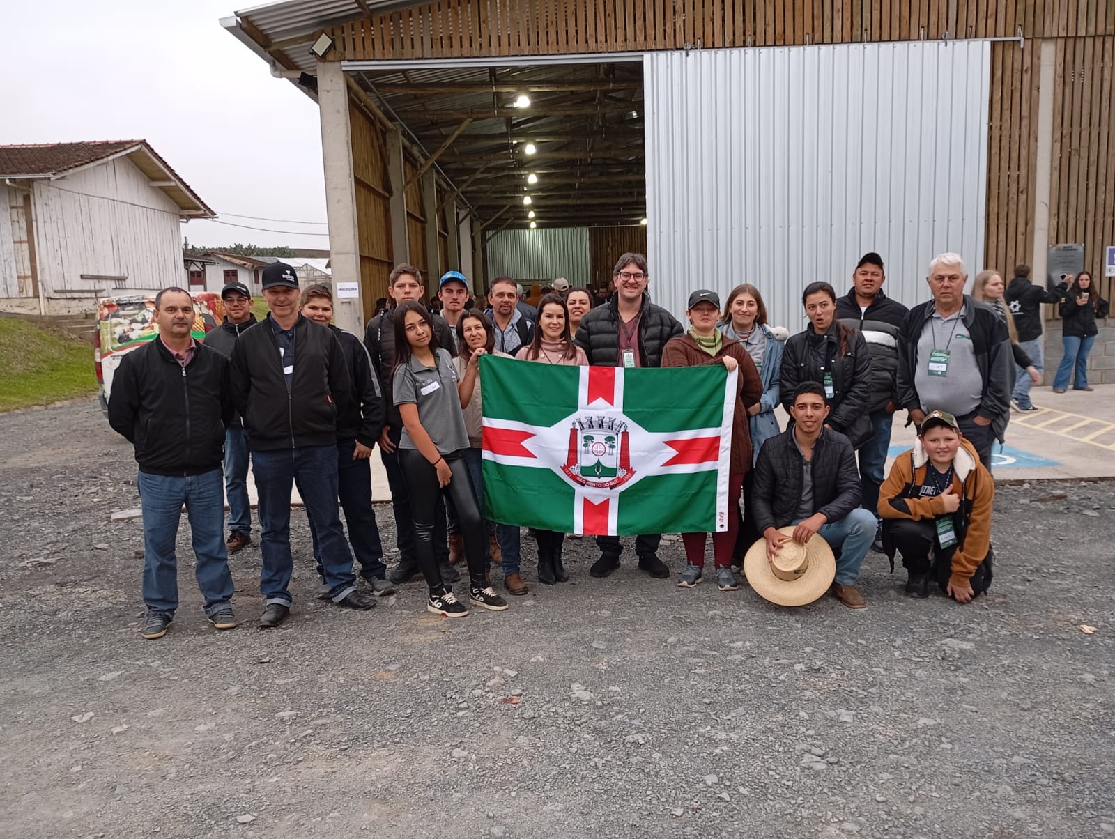 Prefeitura promove passeio educacional para “Jovens do Agro”