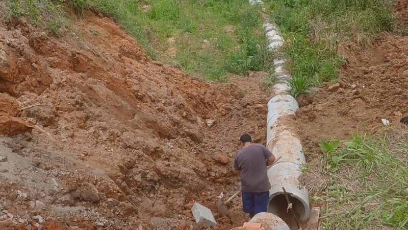 Atenção para as obras na rua Pedro Fleischmann