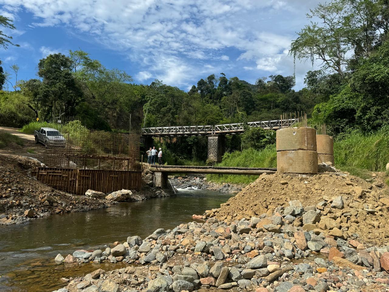 Ponte do Gamelão em obras intensas