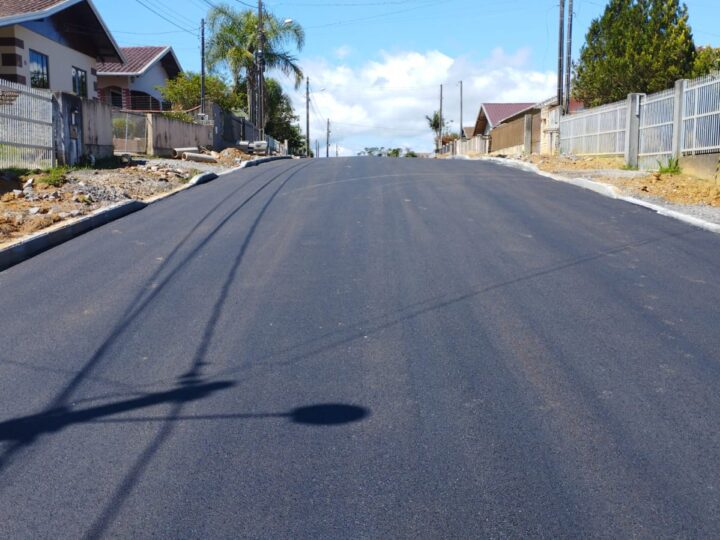 Prefeitura avança com obras de pavimentação