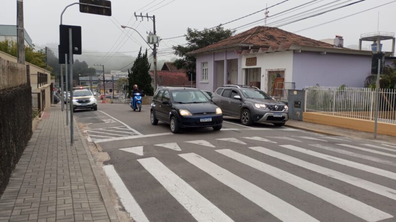 Mudanças na rua Alfredo Diener 