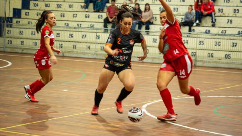 Municipal de futsal feminino neste sábado (2)