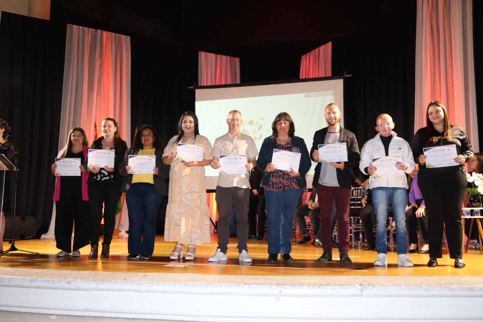 Noite de premiar os educadores de São Bento do sul