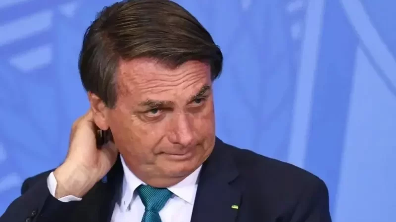 Nome sujo na praça: Jair Bolsonaro é inscrito na Dívida Ativa da União