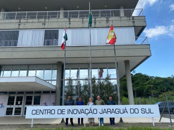 Vereadores visitam Centro de Inovação de Jaraguá do Sul